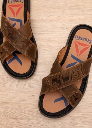 Чоловічі шльопанці reebok - зручне літнє взуття - стиль та топ якість