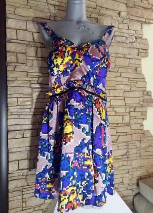 Коротке атласне літнє плаття,сарафан із формувальними, ущільненими чашками1 фото