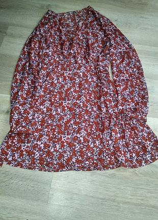 Легкое платье на запах с рукавом. подойдет на размер s/m2 фото