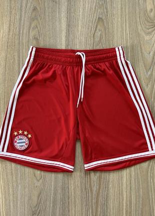 Чоловічі тренувальні футбольні шорти adidas fc bayern munich