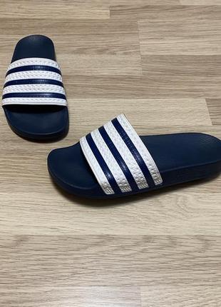 Шлёпанцы сланцы adidas 40 размер унисекс