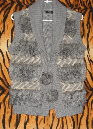 Жилет серого цвета"f&f"р.10,акрил.