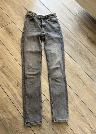 Джинсы zara