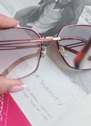 Сонячні жіночі окуляри бренду rita bradley італія7 фото