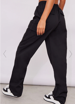 Черные прямые брюки карго с эластичной талией2 фото