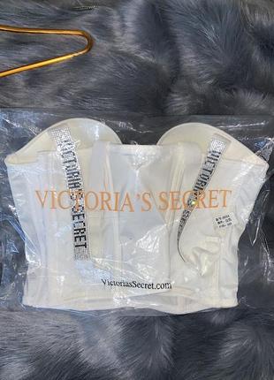 Бюстгальтер корсет белый victoria’s secret со стразами закрытый стильный бра для фотосессии8 фото