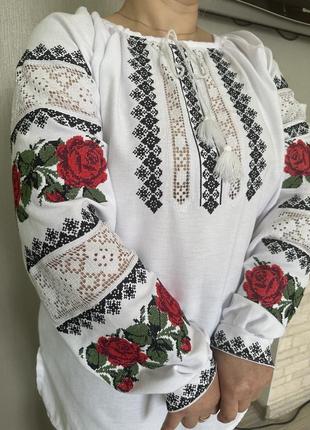 Вышиванки женские