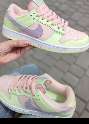 Жіночі кросівки nike sb dunk low lime peach5 фото