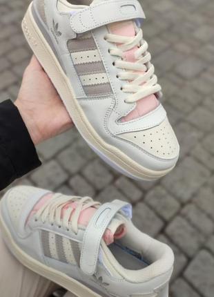 Женские кроссовки adidas forum low cream pink