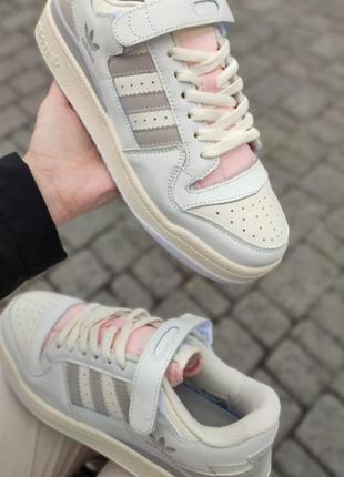 Женские кроссовки adidas forum low cream pink