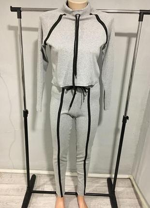 Костюм в рубчик