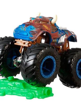 Машинка hot wheels monster trucks позашляховик 1:64 асортимент (fyj44)