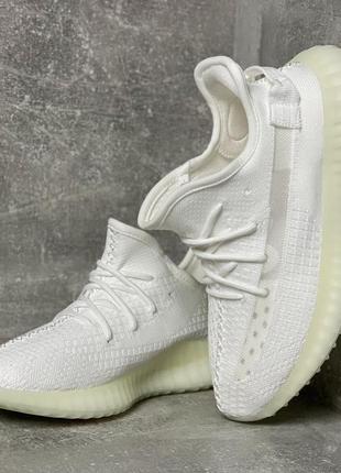 Кроссовки летние adidas yeezy boost