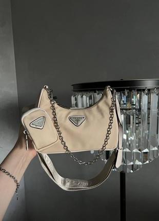 Сумка prada re-edition light beige