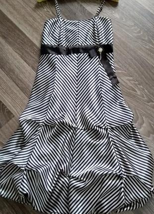 Ошатне плаття-сарафан