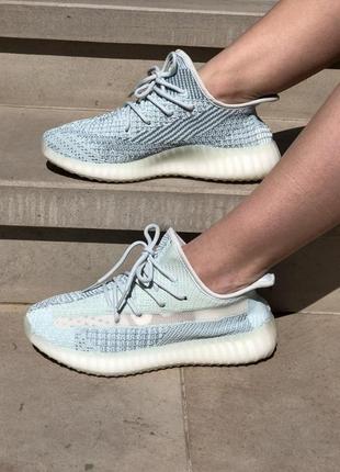 Женские кроссовки adidas yeezy boost 350 v2, cloud white reflective / smb