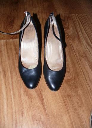 Туфлі човники розмір 38, шкіра1 фото