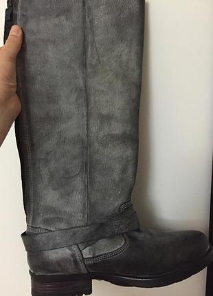 Тамагіѕ чоботи оригінал 39 р.