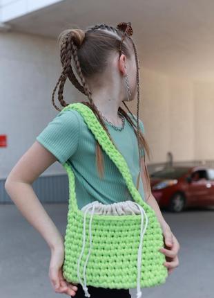 Плетена сумка з трикотажної пряжі3 фото