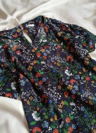 Гаренька блуза в цветы2 фото