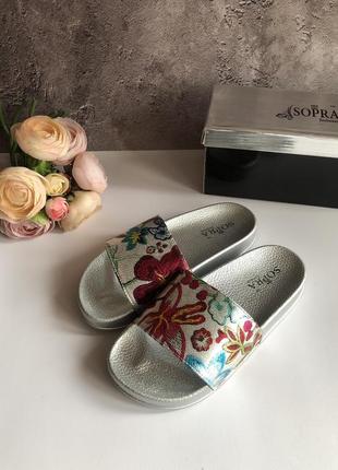Шлепанцы sopra
