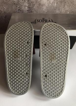 Шлепанцы sopra