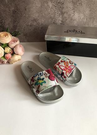 Шлепанцы sopra