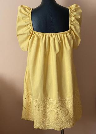 Желтое мини платье из прошвы с рукавами буфами zara3 фото