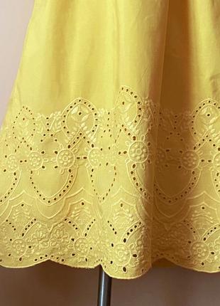 Желтое мини платье из прошвы с рукавами буфами zara6 фото