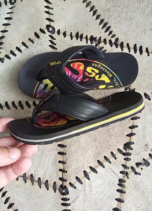 Класснючие качественные фирм. шлепки.унисекс