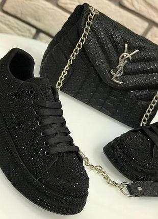 Крутые кроссовки в стразах, турция, последние размеры.