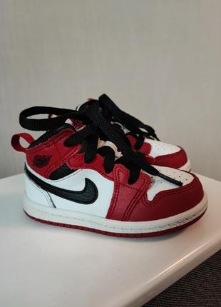 Nike air jordan 1 mid td/червоно-білі/22 розмір