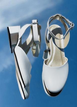 Босоніжки на каблуці натур шкіра білі 36-43р всі кольори