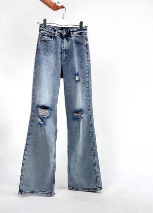 Джинсы клеш джинсы палаццо с рваностями турция тренд 20237 фото