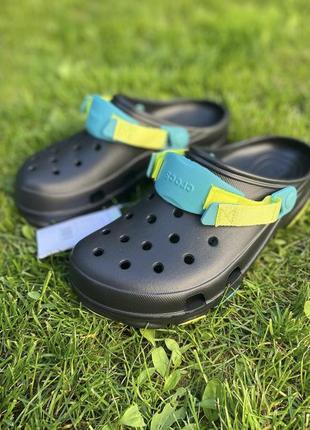 Шльопанці crocs