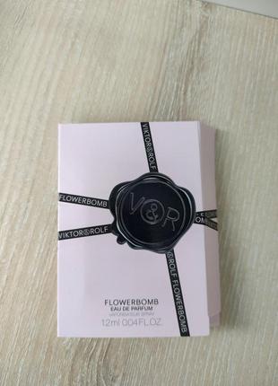 Парфумована вода viktor&rolf flowerbomb 1,2 мл