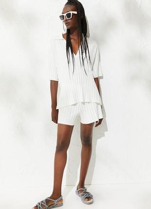 Нова футболка h&m в рубчик, оверсайз