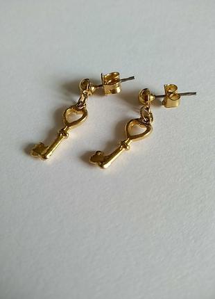 Серьги ключики в золотом цвете