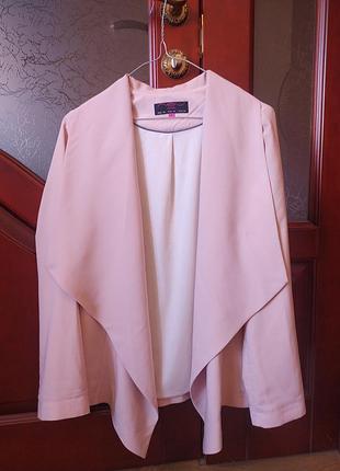 Легкий пиджак женский