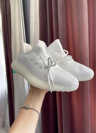 Чоловічі кросівки adidas yeezy boost 350 v2 white 42-43-442 фото