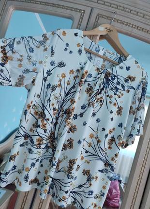 Блузка летняя с красивыми рукавами, люкс качество новое! из европы3 фото