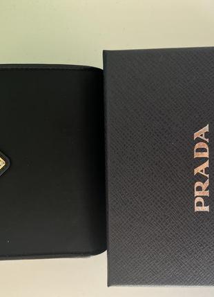 Гаманець prada