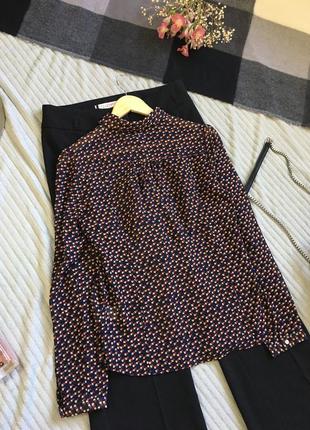 Рубашка блуза на пуговицы в геометрический принт3 фото