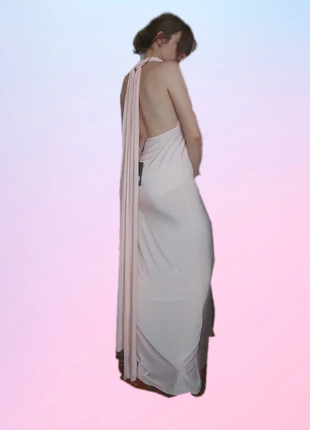 Вечернее платье с длинным шлейфом и открытой спинкой7 фото