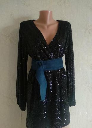 Коротка блуза платте на запах