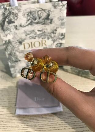 Брендовые серьги пусеты в позолоте