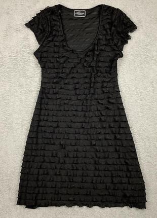 Маленькое черное платье мини платье с коротким рукавом s