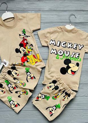 Літній костюм