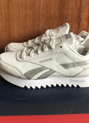 Жіночі кросівки reebok