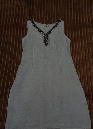 Итальянское бутиковое льняное платье с украшением на вороте